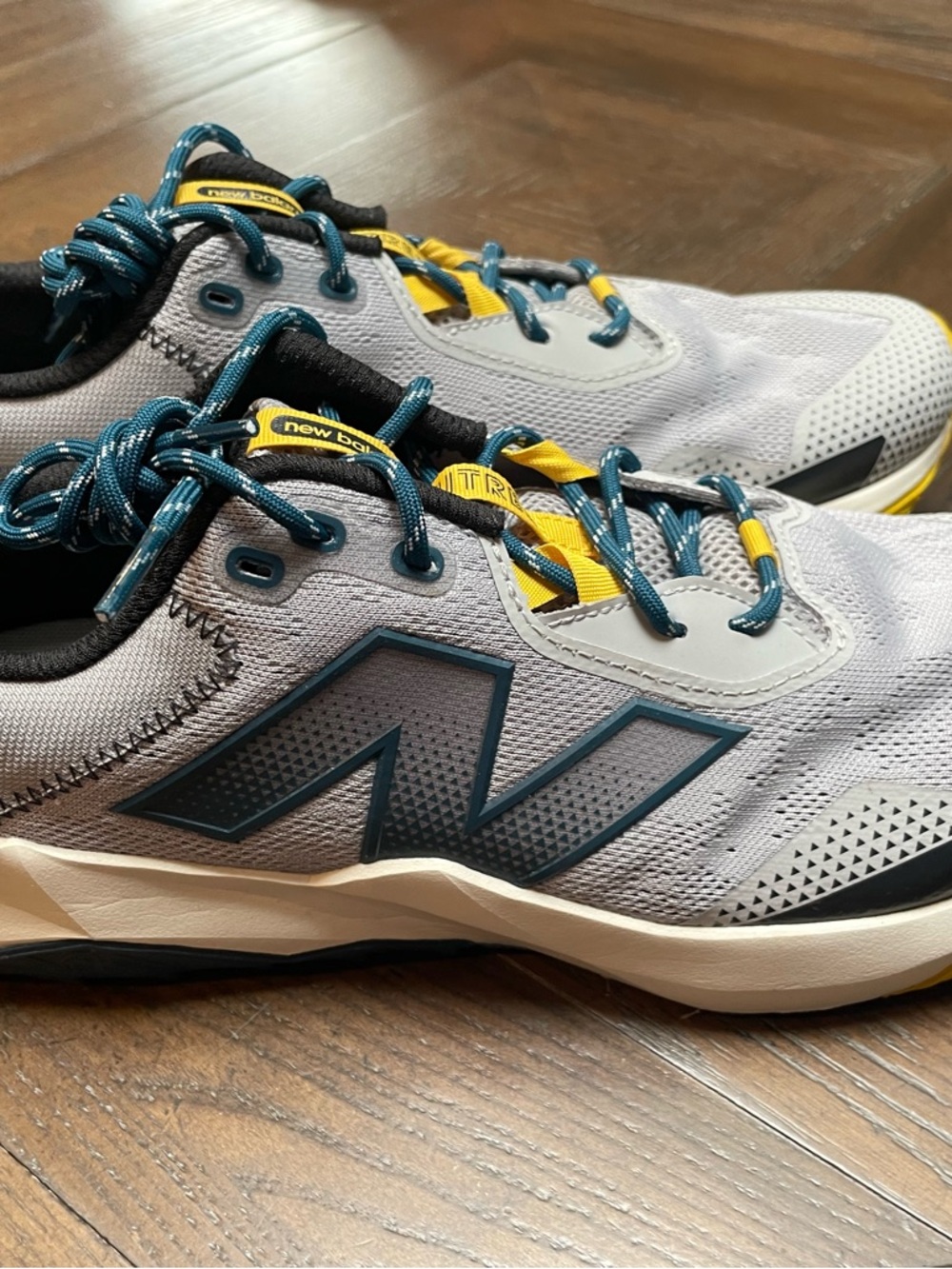 Men’s New Balance DynaSoft Nitrel Trail Running Shoes Gray/Teal/Yellow
